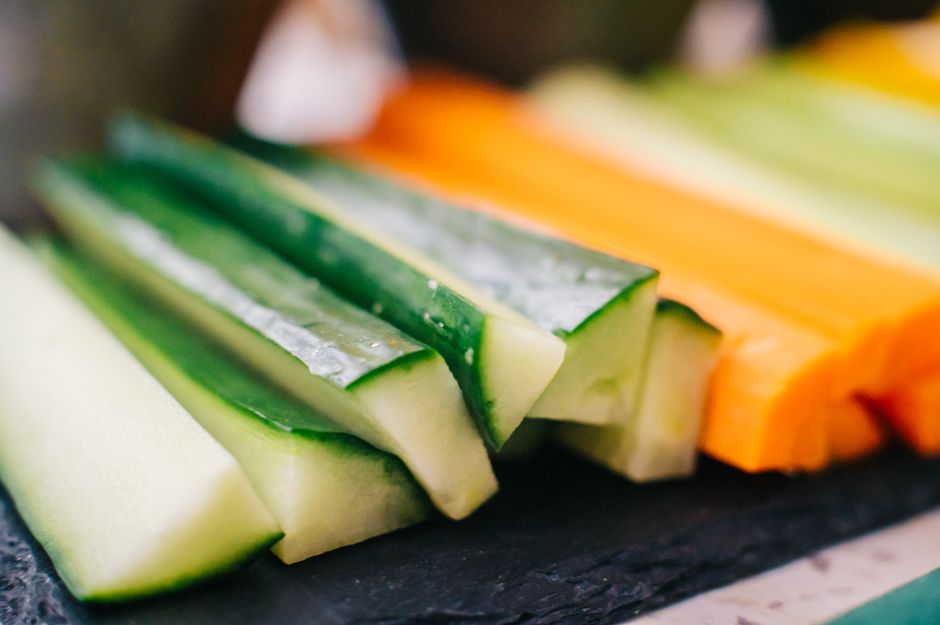 One Week of Focusing on Sustainable Weight Change Versus Crash Diets, in Plain Language